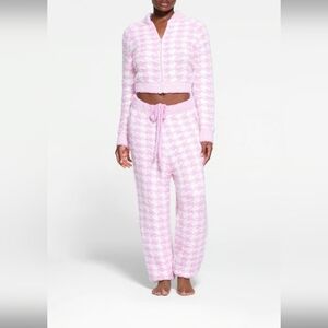 Skims Cozy Jogger SET Petal Pink Houndstooth. Crop Zip Jacket. Small